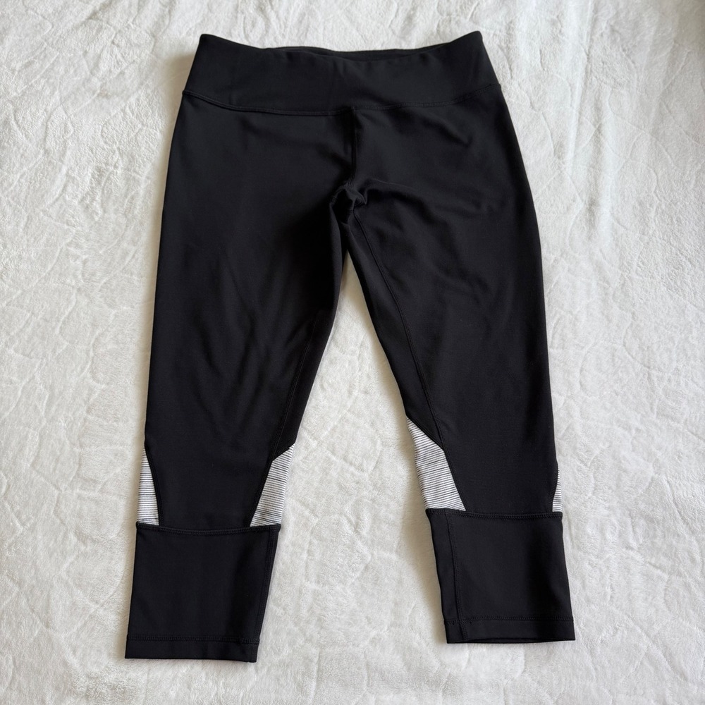 Zella Women M Black Capri Leggings Mesh Space Dye Activewear Yoga Pants